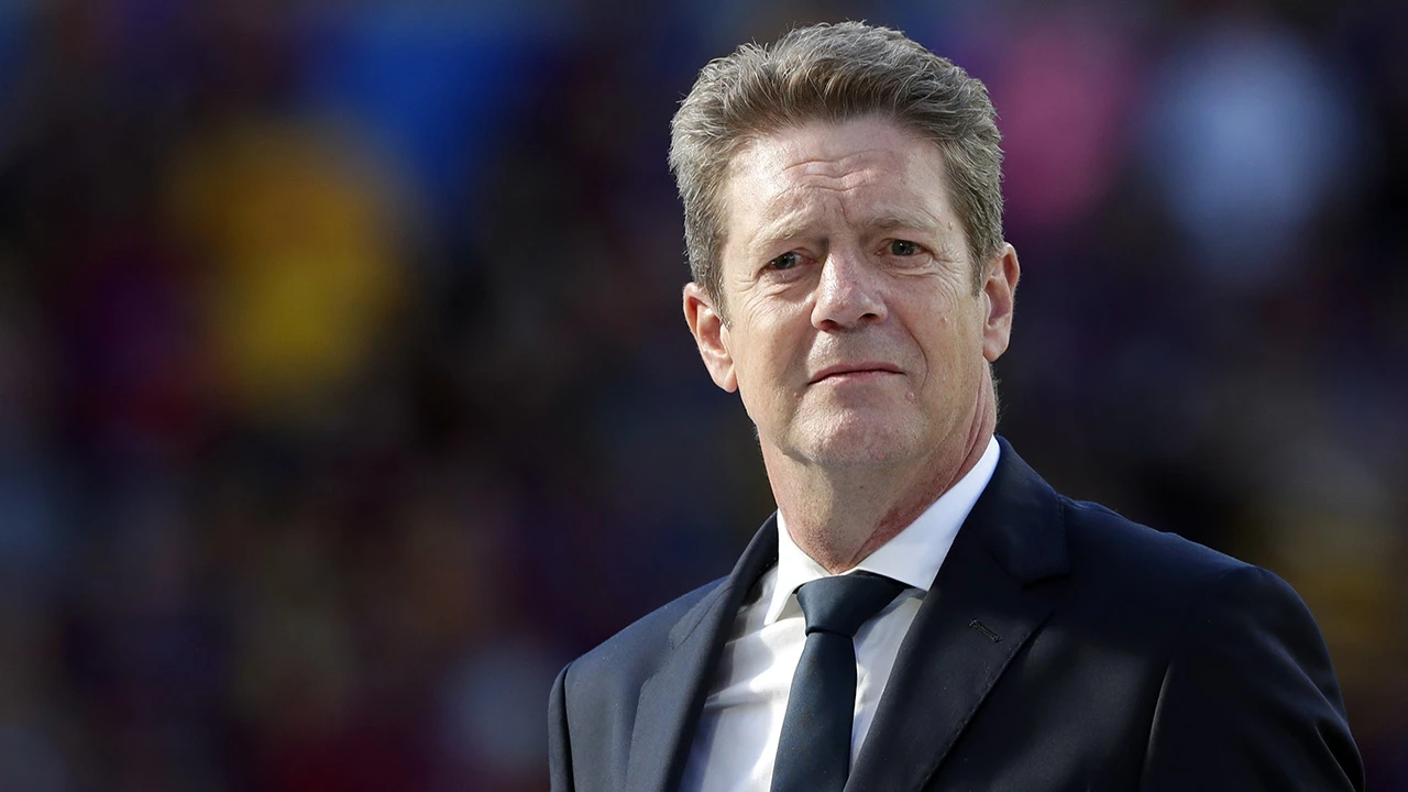 Just Spee stopt als KNVB-voorzitter vanwege gezondheidsredenen