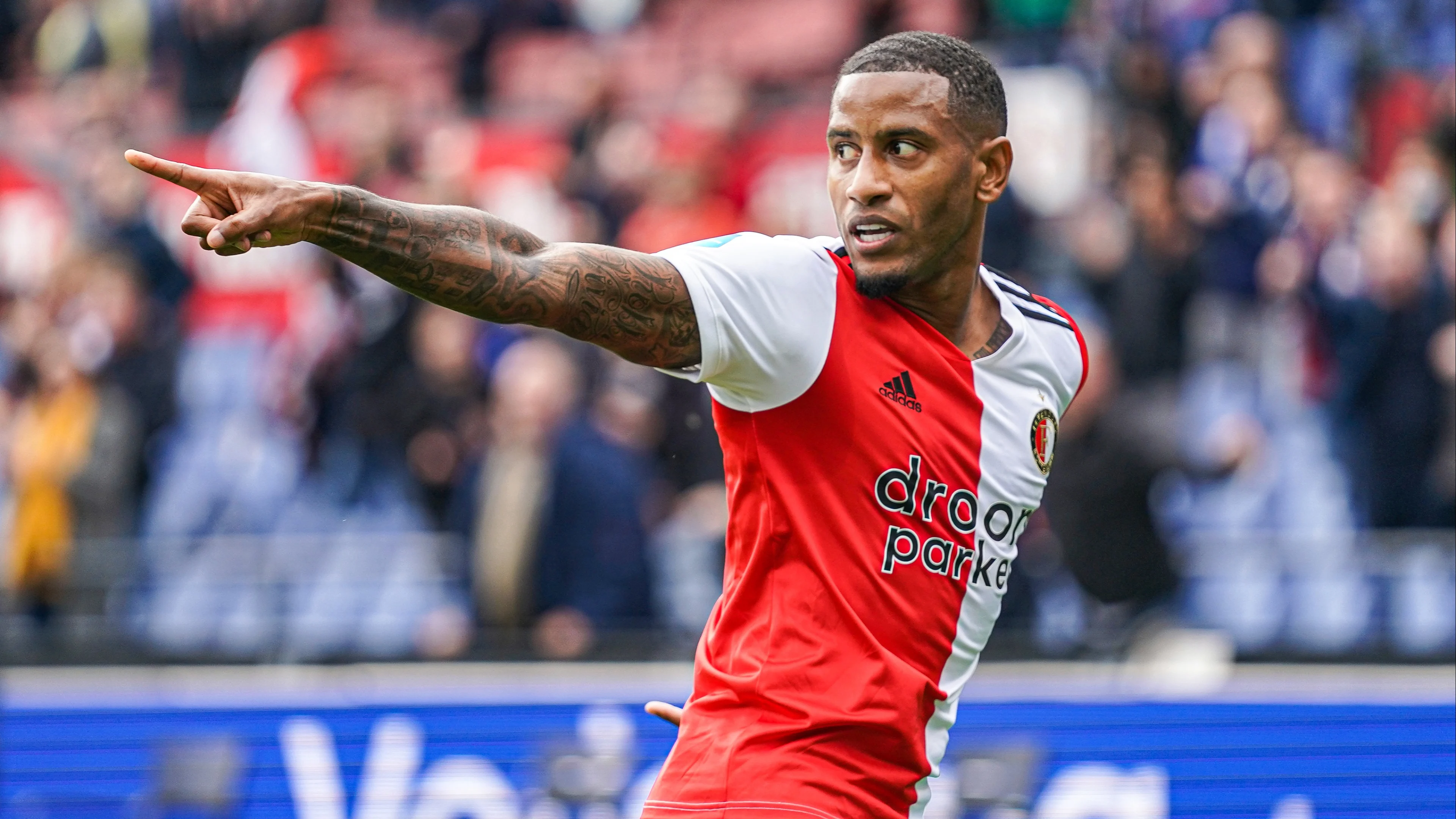 OFFICIEEL: FC Twente huurt Narsingh van Feyenoord