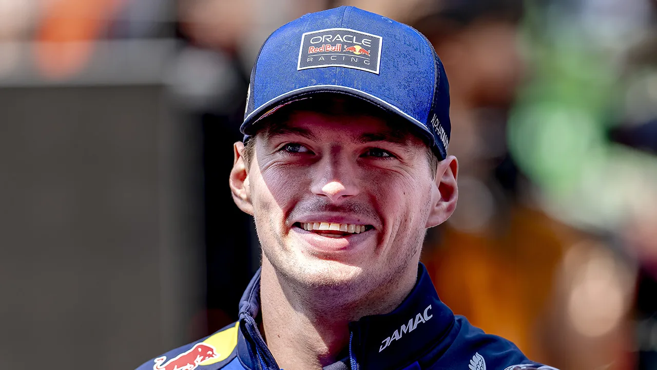 Max Verstappen pakt pole position bij uitstapje naar Nürburgring