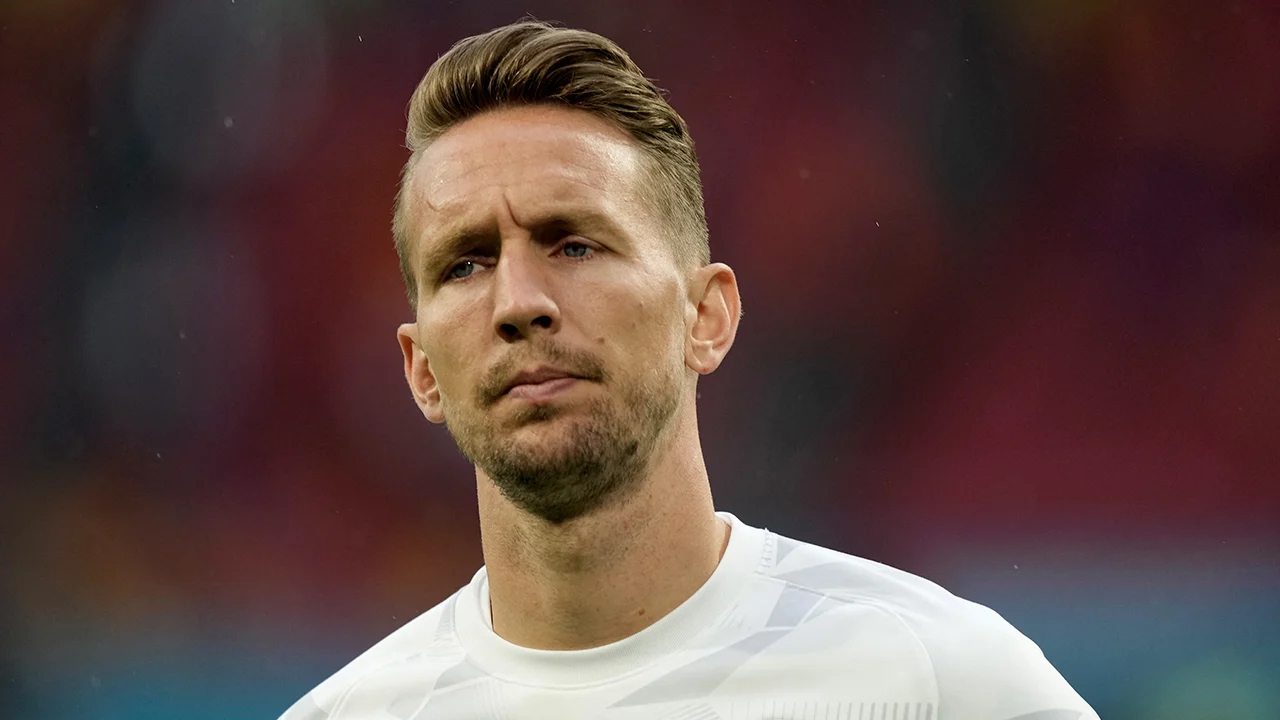 'Luuk de Jong gaat voor nieuw avontuur en vertrekt bij Sevilla'