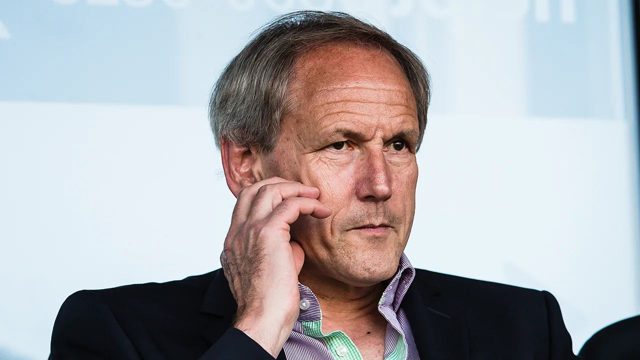 Scheidsrechtersbaas over charge op Koopmeiners: ‘Duidelijke rode kaart’