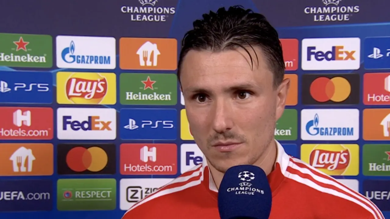 Berghuis wil niets weten van Feyenoord-vergelijking: 'Zo leg jij het dan weer uit, jammer'