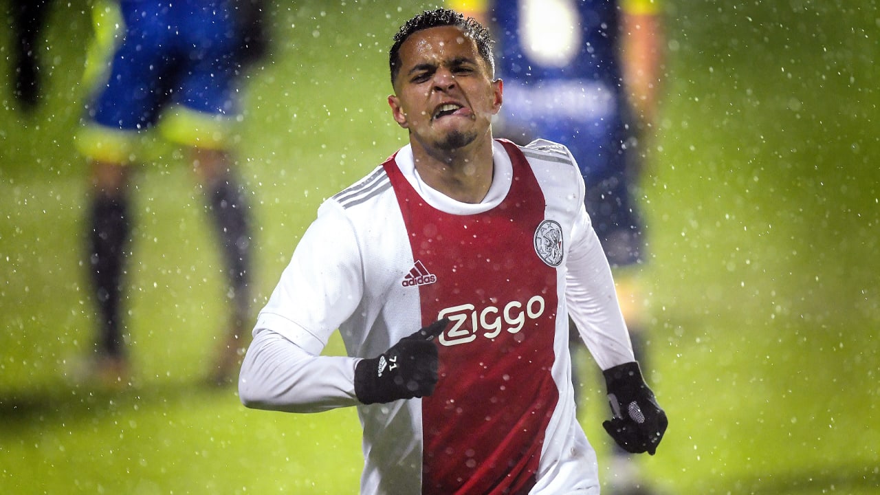 Ihattaren buiten Jong Ajax-selectie gehouden, debuut in bekerfinale lonkt