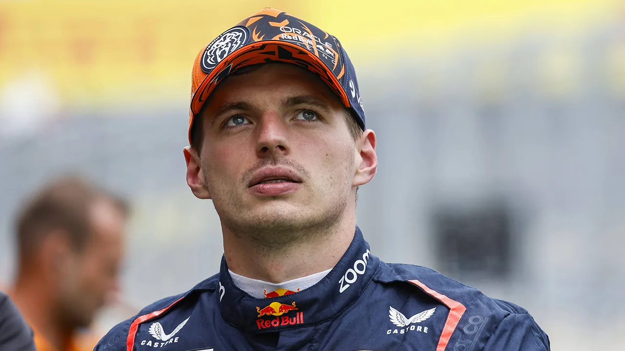 Verstappen heeft geen boodschap aan critici: 'Ze kunnen allemaal opflikkeren!'