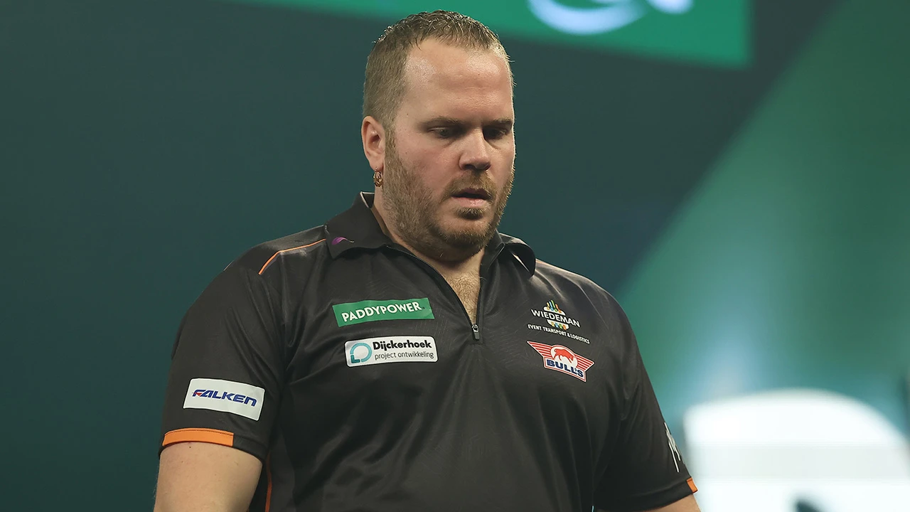 Dirk van Duijvenbode in tweede ronde uitgeschakeld op WK darts