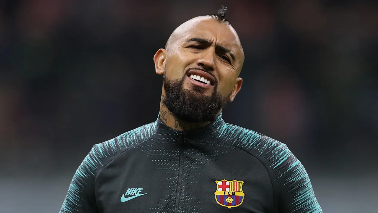 'Woedende Vidal stormt van trainingsveld na El Clásico-nieuws'