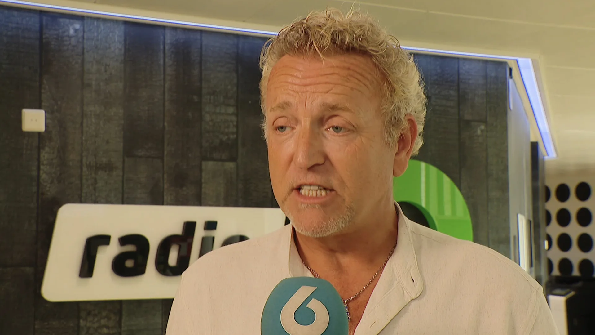 Laat Gordon zijn tv-recensies schrijven door ChatGPT?