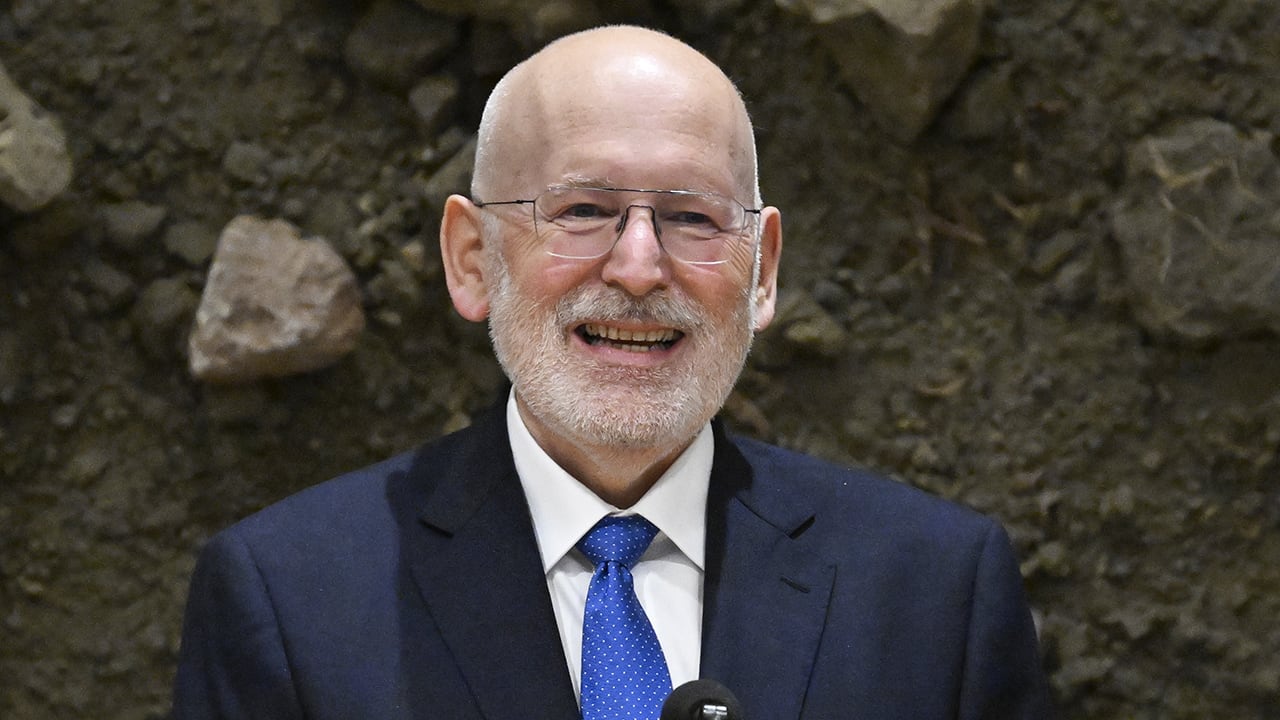 Frans Timmermans opnieuw lijsttrekker GroenLinks-PvdA met 79 procent steun