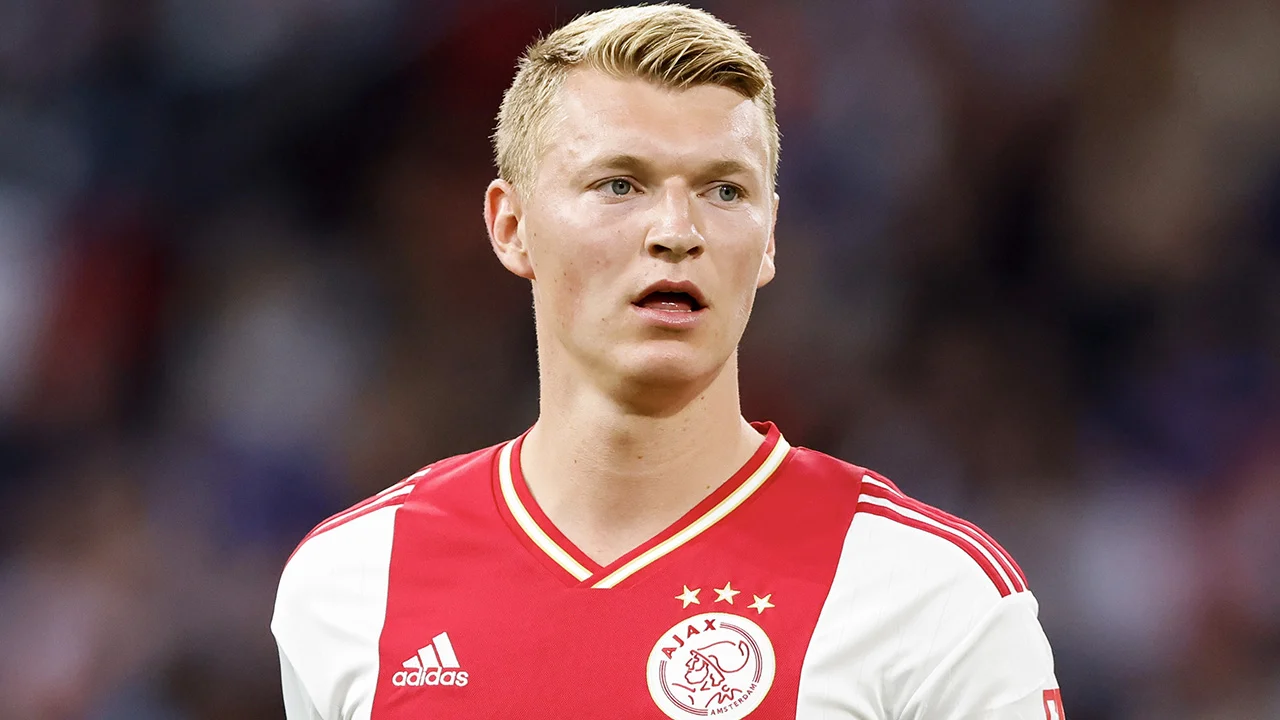 'Ajax en Torino bereiken op hoofdlijnen akkoord over transfersom Schuurs'