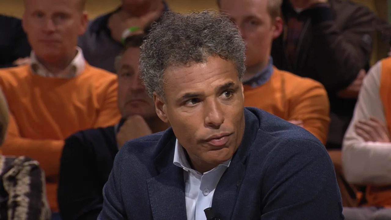 Van Hooijdonk kritisch: ‘Bijna alles wat hij deed ging verkeerd…’