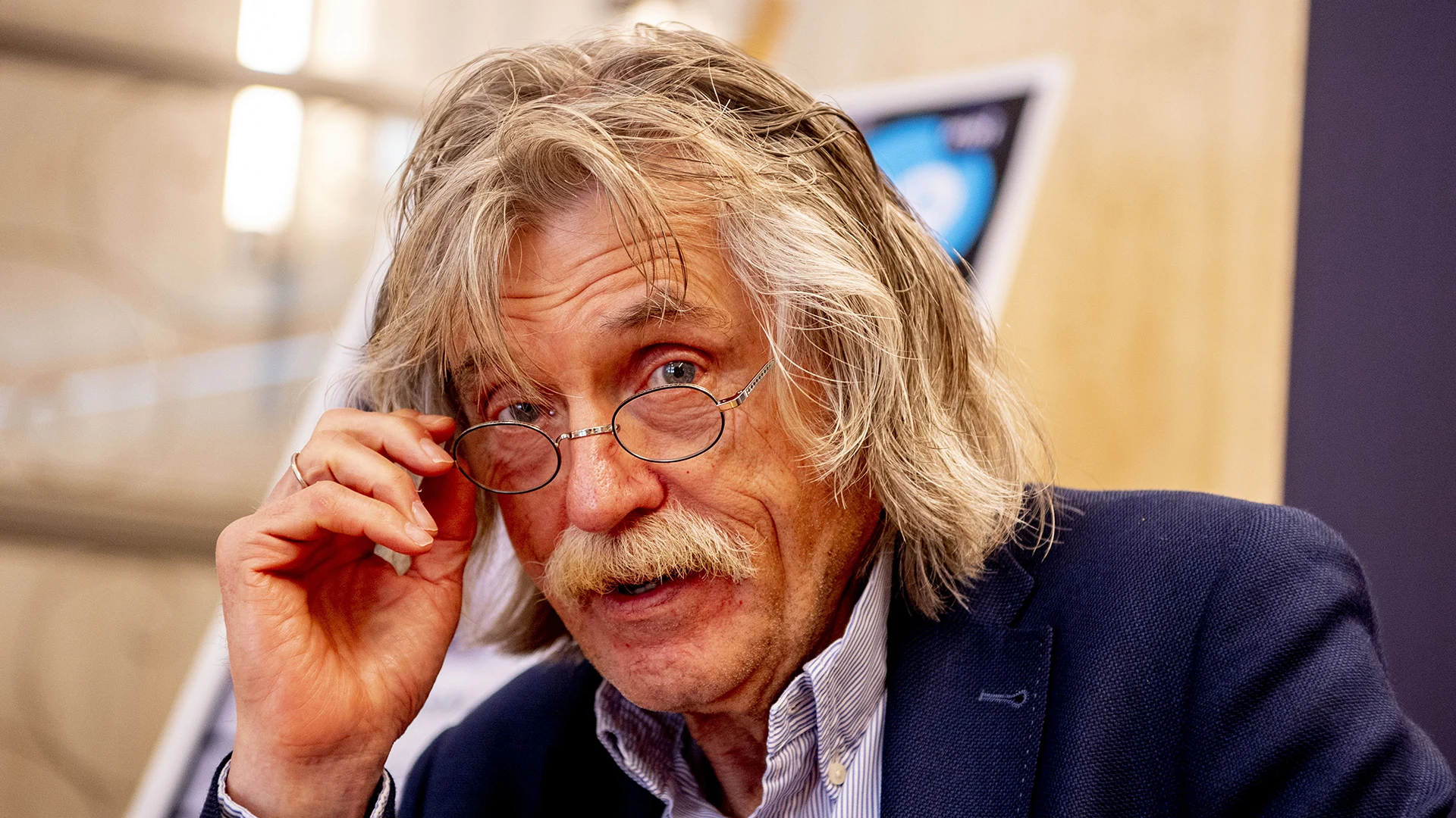 Mannen met snor en lange lokken gezocht voor serie over Marco van Basten