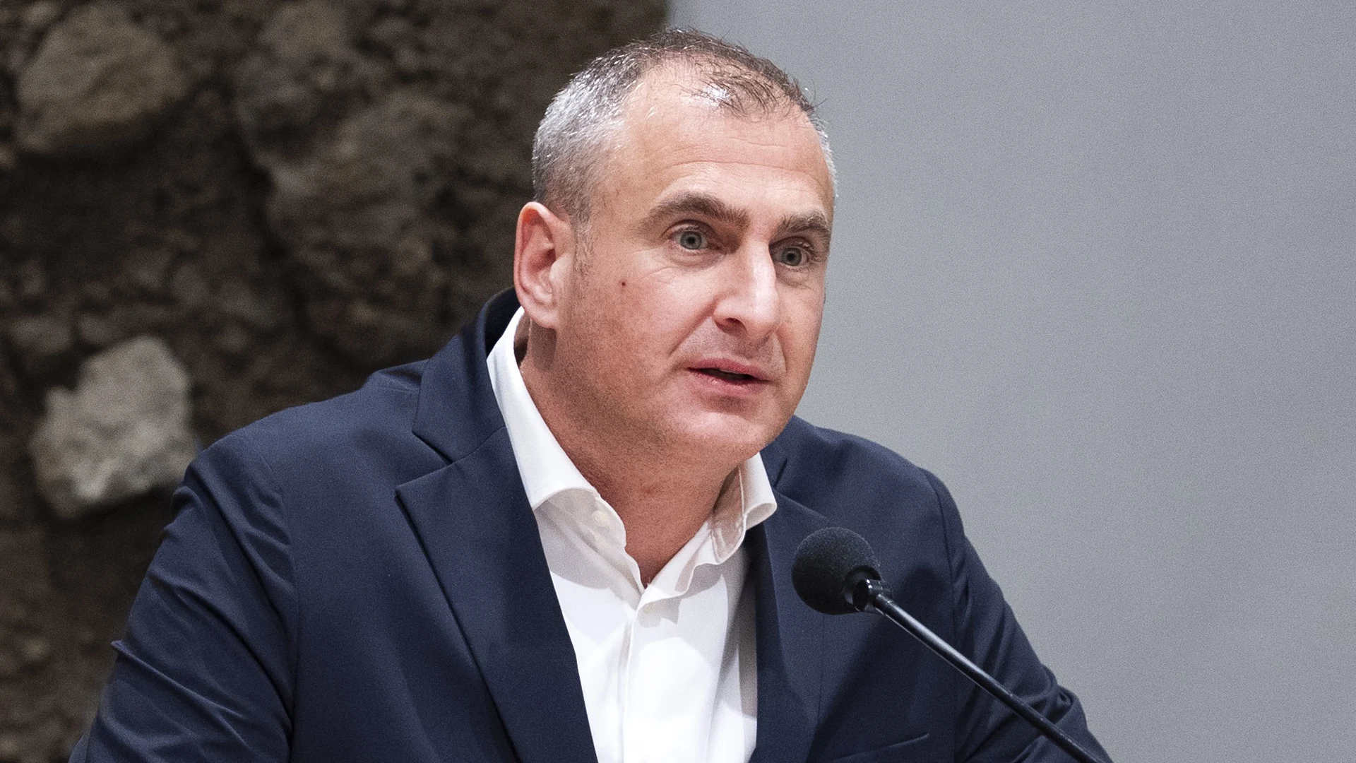 Oud-PVV'er Markuszower woedend op zijn oude partij: 'Politiek theater, schandalig!'