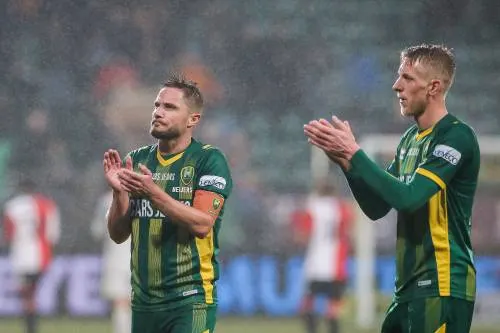 ADO verliest van Istanbul Basaksehir