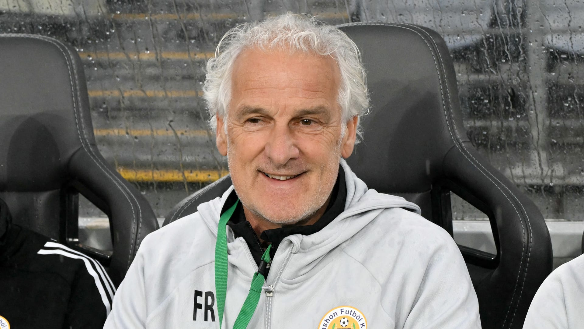 Fred Rutten ziet kansen met Curaçao: 'Er zijn altijd verrassingen op een WK of EK...'