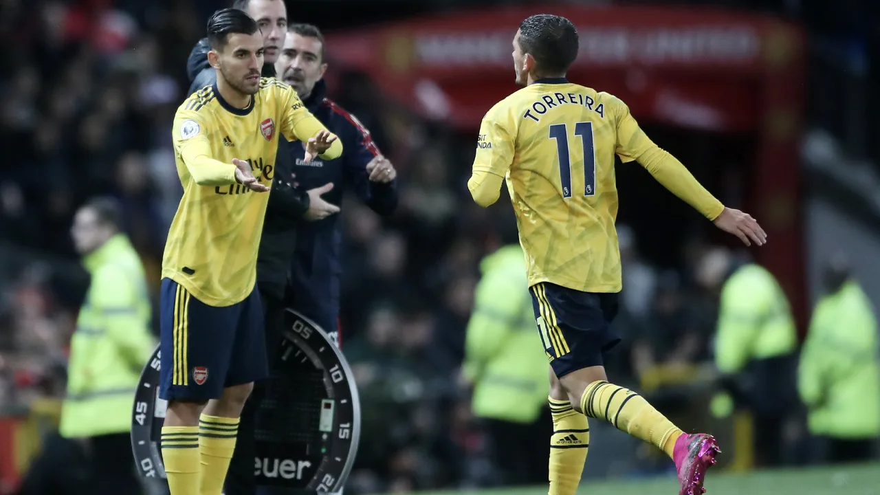 Voetbalclubs uit Premier League mogen ook vijf keer wisselen