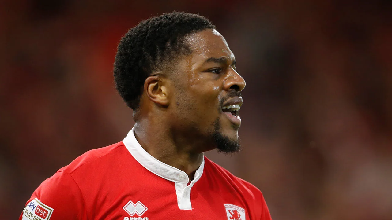 'Ajax richt pijlen op Championship-topscorer Chuba Akpom'