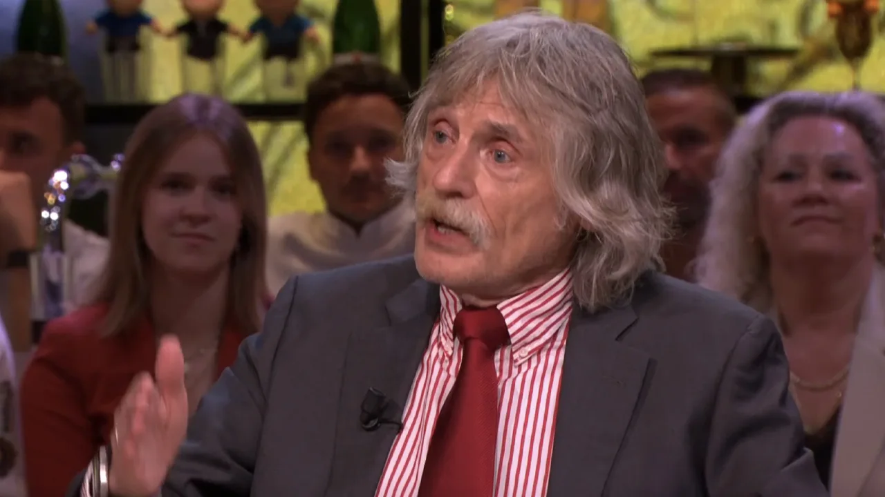 Johan Derksen doet oproep aan Eredivisieclubs: 'Dan is Vitesse uit de brand'