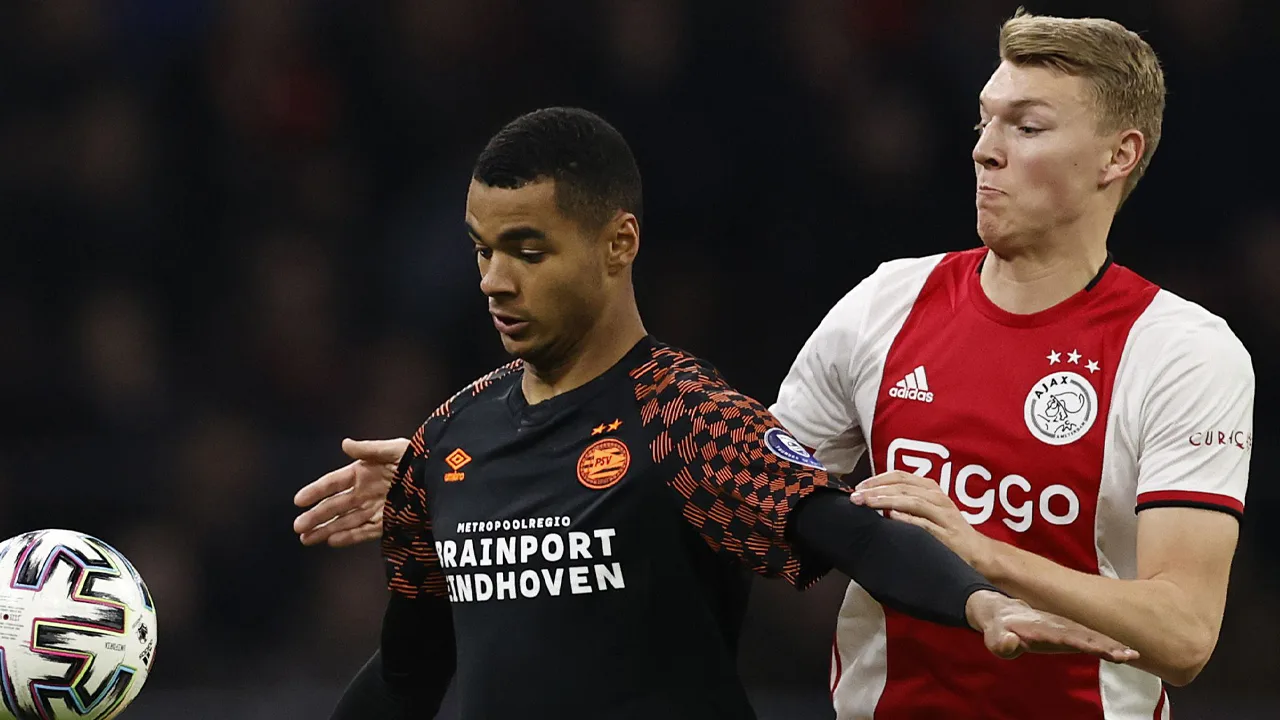 Schuurs krijgt grote rol bij Ajax: 'Ze hebben vertrouwen in hem'