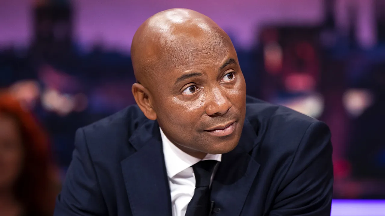 Humberto Tan over kwetsende spreekkoren bij Kozakken Boys: 'Vermoeden dat verkiezingen rol spelen'