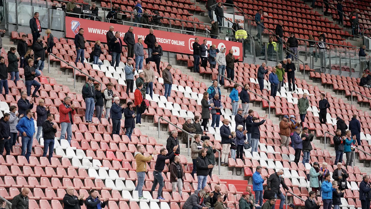 Betaald voetbal eist hogere stadioncapaciteit van kabinet