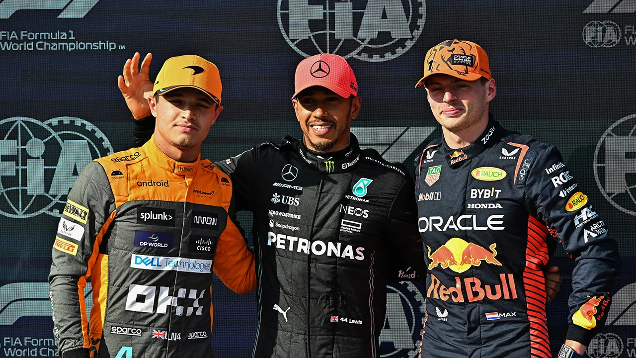 Hamilton verovert poleposition en beëindigt Verstappens pole-reeks