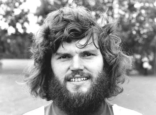 Oud-Ajacied Hulshoff op 73-jarige leeftijd overleden