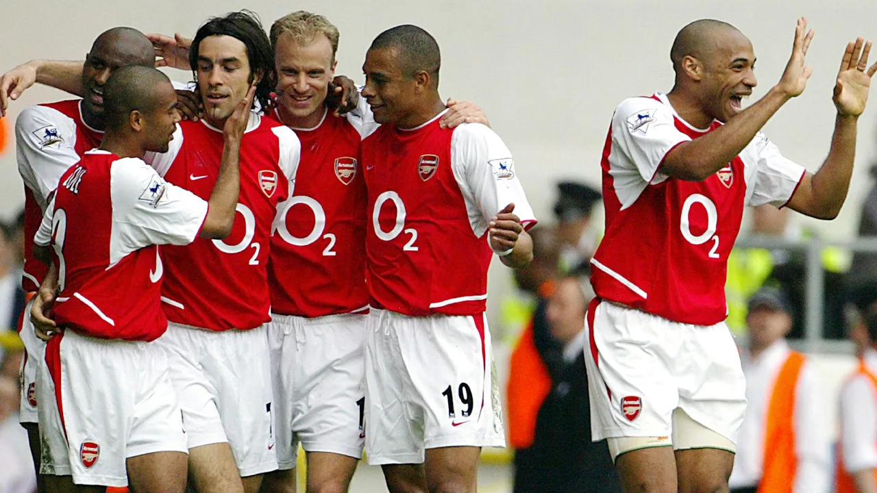 Bergkamp nog steeds onder de indruk van Franse oud-ploeggenoten: 'Verreweg de beste'