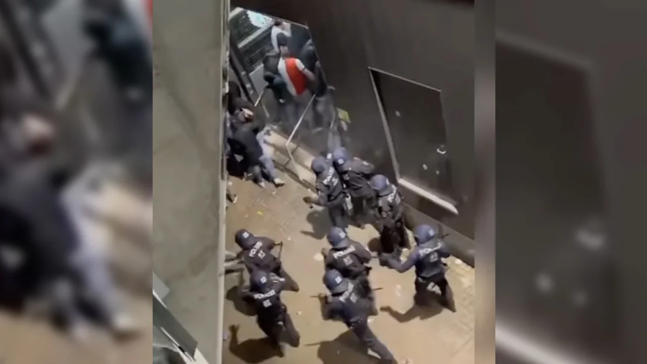 Video: Oostenrijkse ME zet traangas in bij ongeregeldheden met Feyenoord-hooligans 
