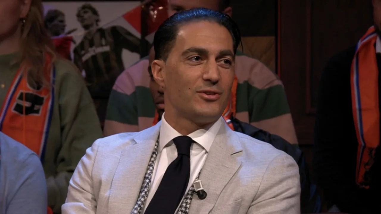 Gözübüyük krijgt zijn zin: scheidsrechters stoppen met interviews na wedstrijd