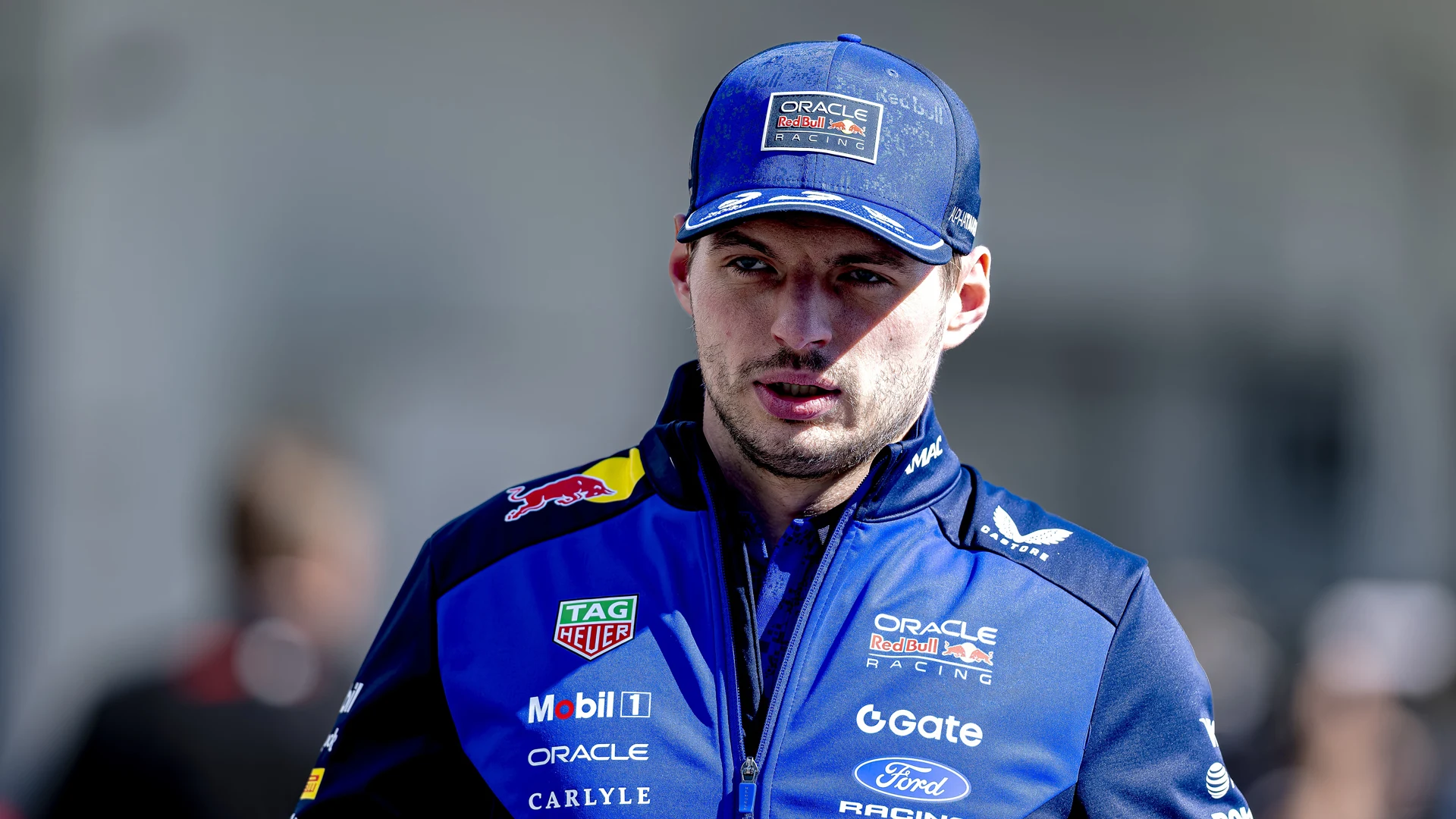 'Ik denk dat Max Verstappen serieus gaat kijken naar een ander team'