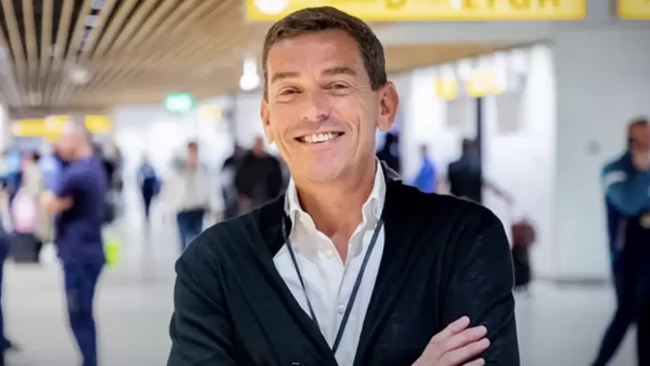 Schiphol-baas Sondag over actie Greenpeace: 'Wees welkom, hou het netjes'