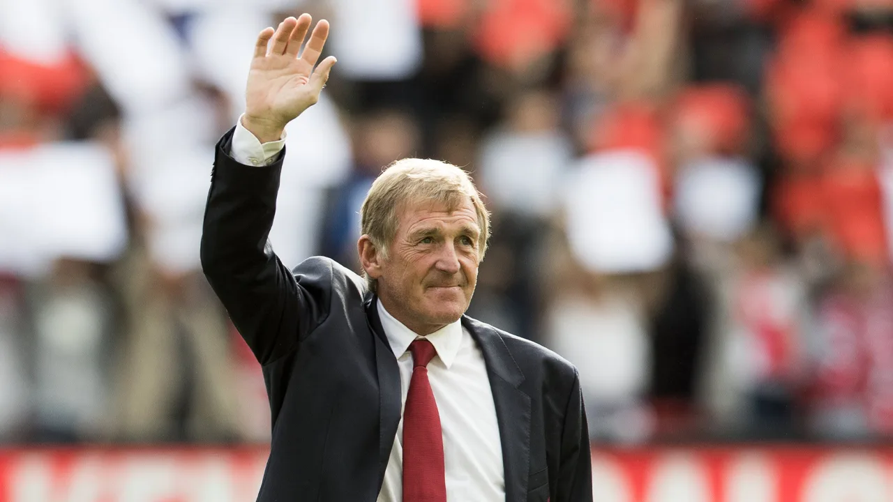 Liverpool-icoon Dalglish na corona-opname weer uit het ziekenhuis