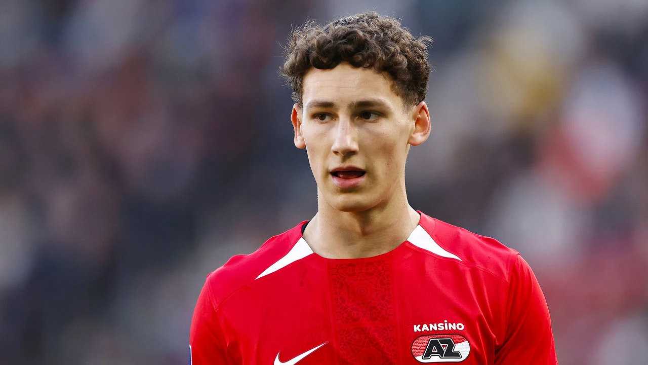 'AZ en PSV bereiken akkoord over transfer Van Bommel'