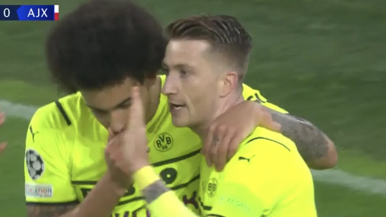 VIDEO: Ajax na rode kaart Hummels toch op achterstand via penalty Reus