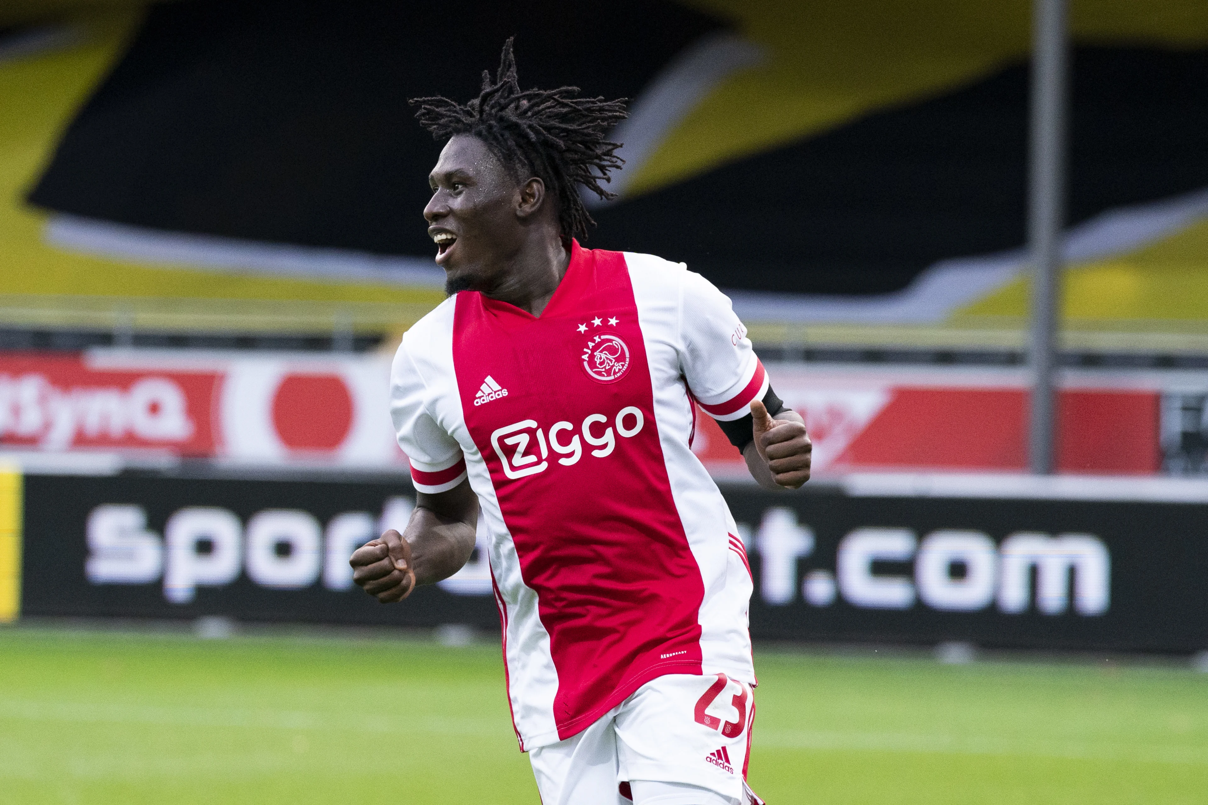 Ajax viert grootste score ooit in eredivisie: 0-13