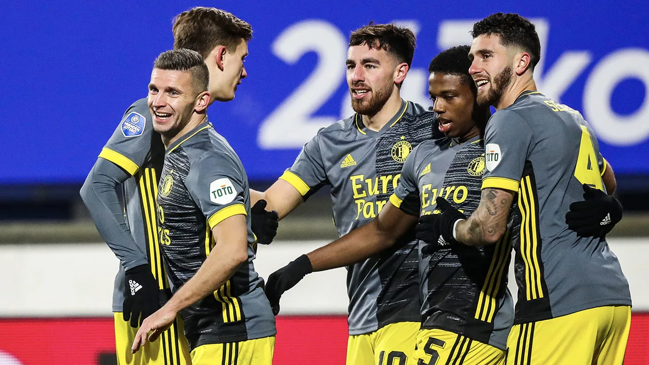 Feyenoord boekt eenvoudige zege op sc Heerenveen