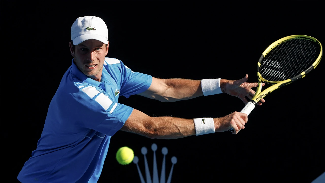 Van de Zandschulp naar derde ronde in Melbourne na opgave Gasquet