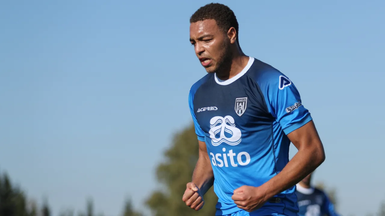 'Eredivisie-topscorer Dessers op weg naar de uitgang bij Heracles'