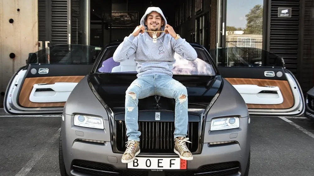 Rapper Boef koopt Rolls-Royce van Oranje-international 