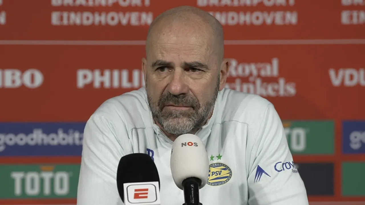Video: Peter Bosz wil niet spreken van een crisis bij PSV: 'Zo is het niet'