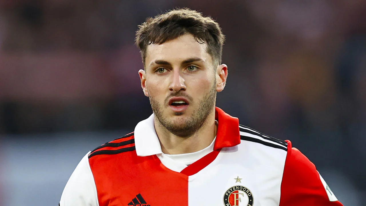 ‘Santiago Giménez vertrekt mogelijk alsnog bij Feyenoord’