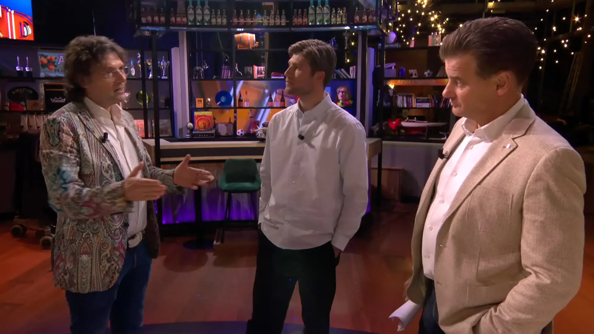 Wilfred Genee vraagt Job Knoester naar harde uitspraak in uitzending: 'Ik hield mij nog in ook'