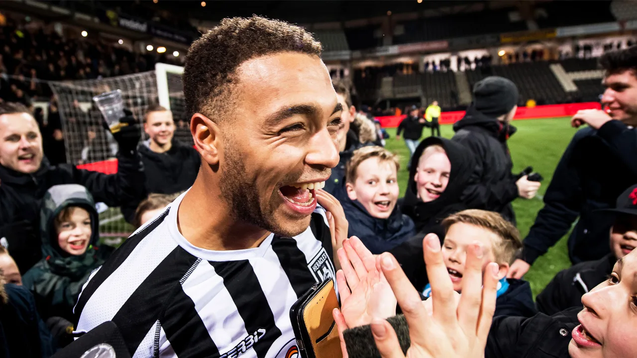 Topscorer Eredivisie voor het eerst opgeroepen voor Nigeria