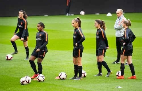 KNVB verhoogt vergoedingen voetbalsters na WK