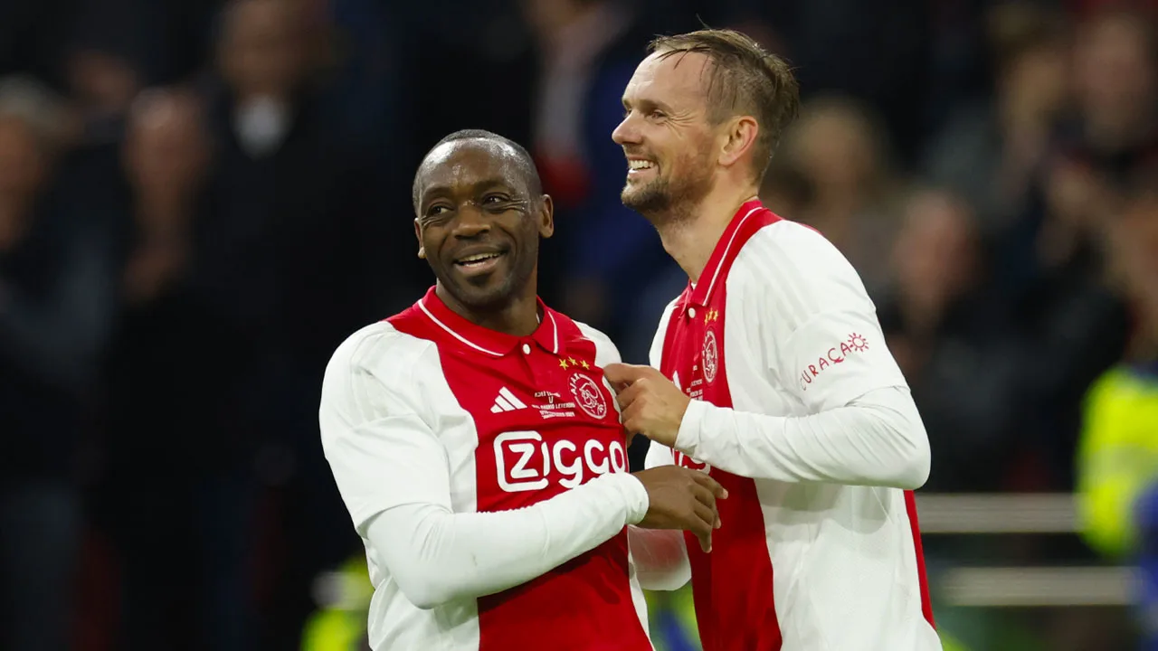 Ajax Legends winnen in volle Johan Cruijff ArenA benefietduel van Real Madrid Legends