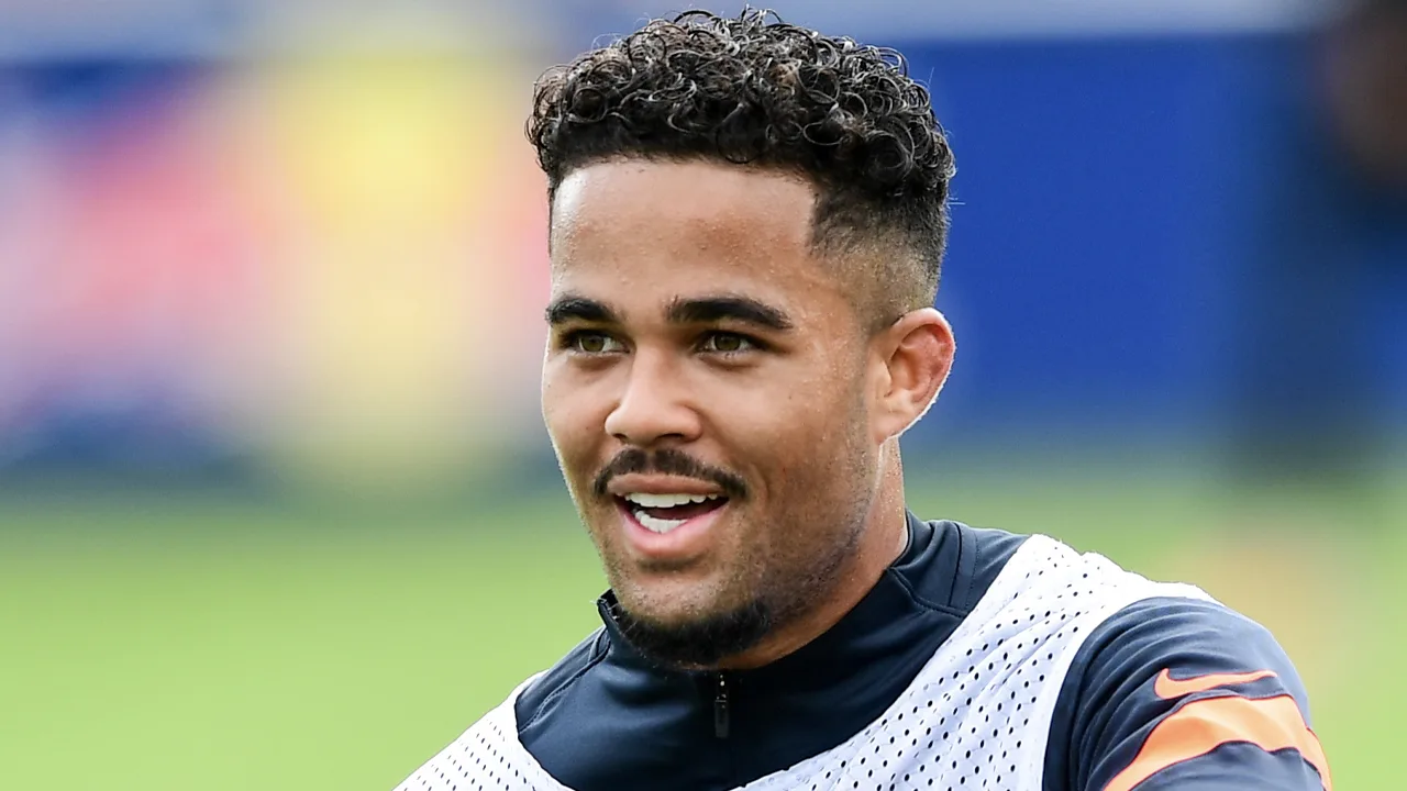 'Justin Kluivert dichtbij overstap naar Frankrijk'