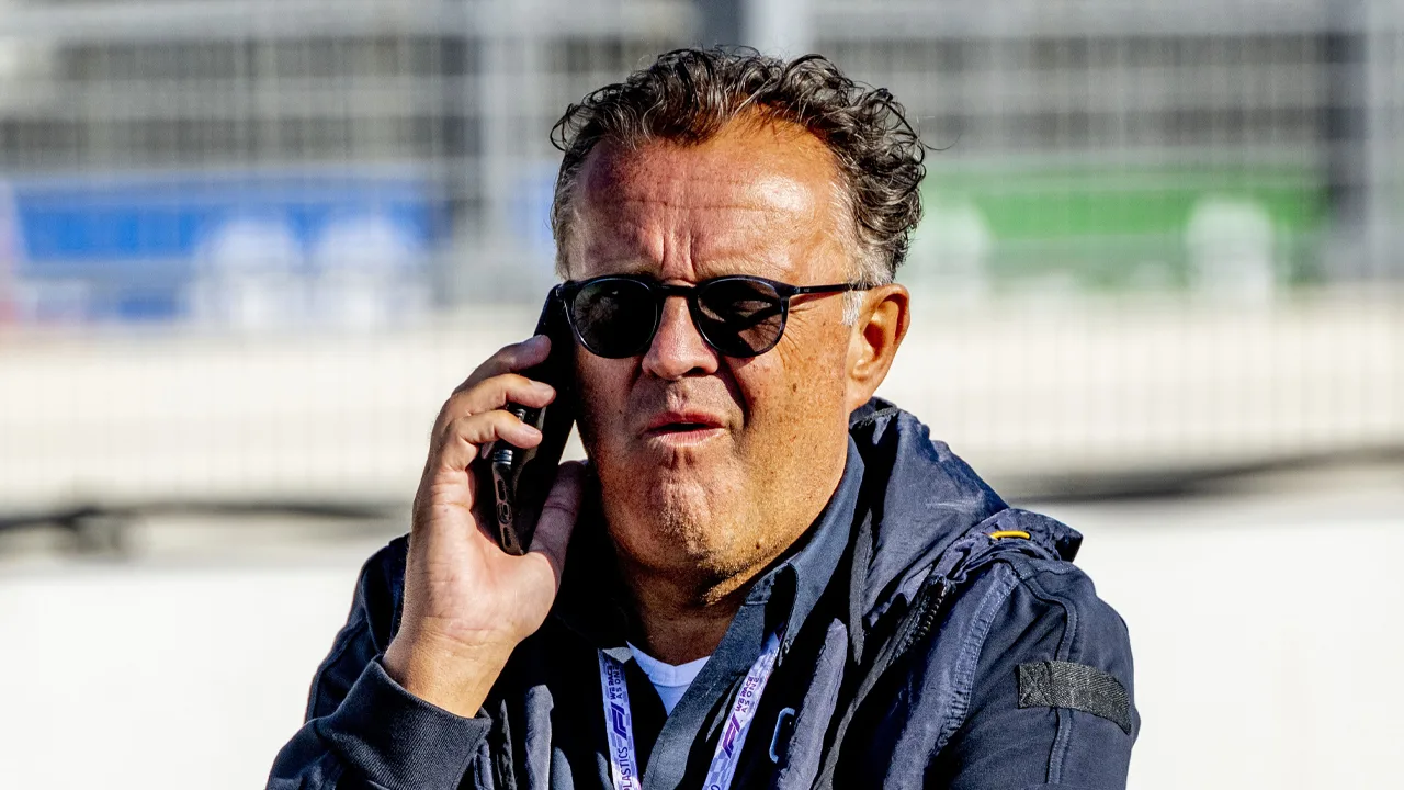 Jack Plooij: 'Ik heb gehoord dat Mercedes dat dit weekend bekend gaat maken'