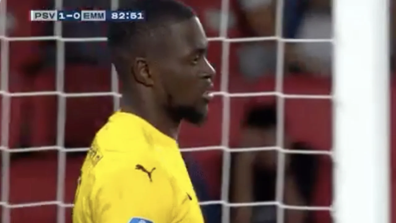 AUW! 'Meevoetballende' keeper Mvogo opnieuw gruwelijk in de fout