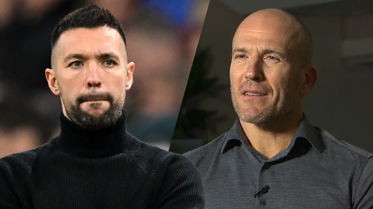 Ajax-directeur Alex Kroes: 'Buitenlandse trainers worden in Nederland onheus bejegend'