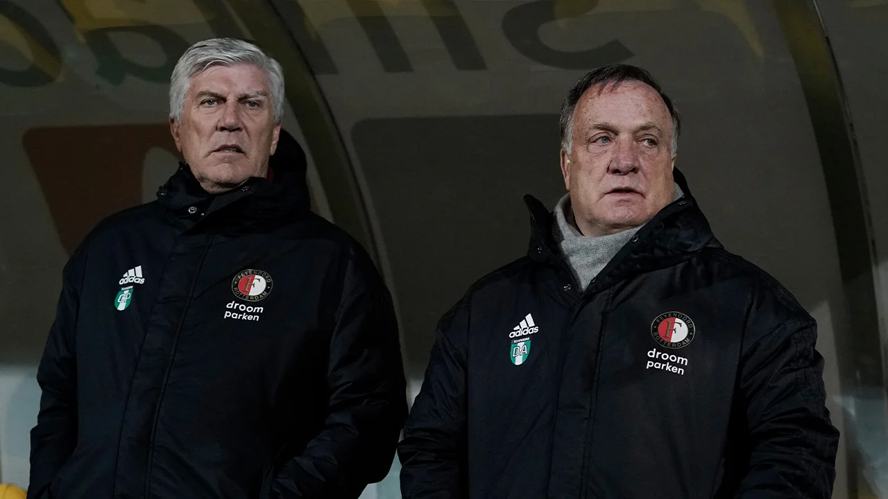 Feyenoord-assistent Cor Pot weken uit de roulatie: ‘Erg geschrokken’